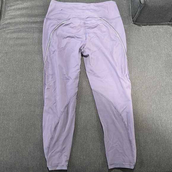 VS Purple Capri Athletic Leggings - Picture 2 of 5